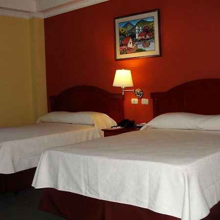 Hotel Sevilla Usulutan Eksteriør billede
