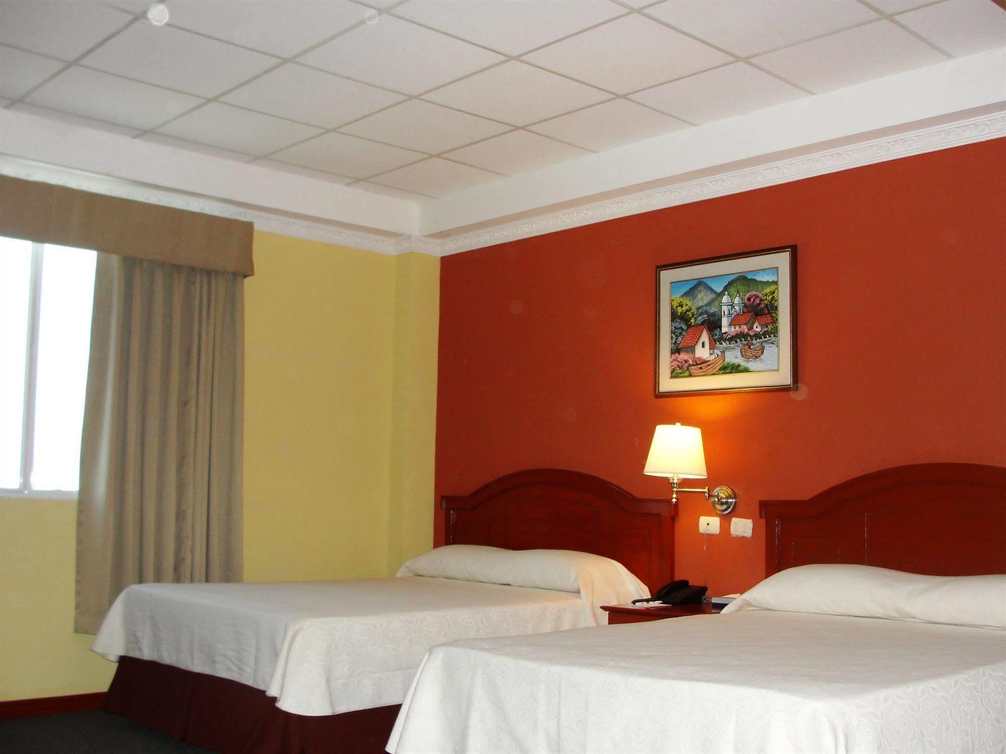 Hotel Sevilla Usulutan Eksteriør billede